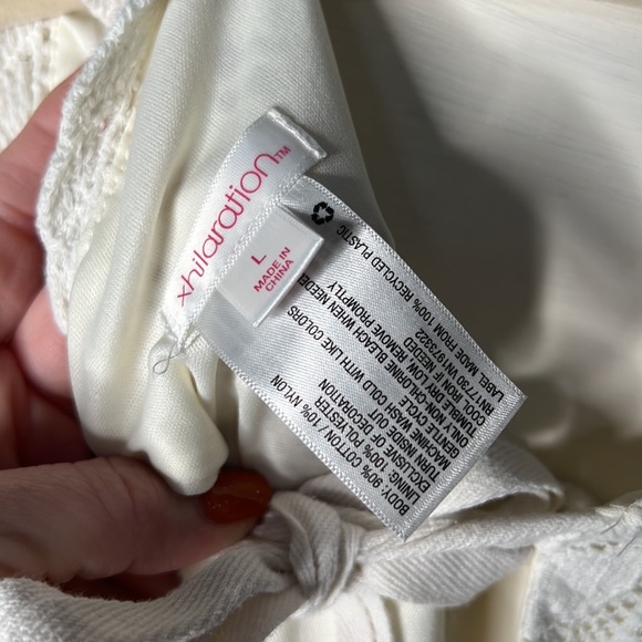 White Lace Romper - Picture 5 of 5